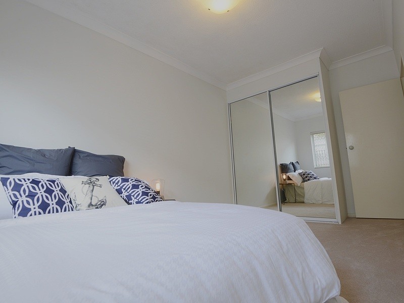 1/36 Pembroke Road, Coorparoo QLD 4151