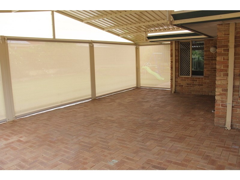 19 Whitcombe Way, Alexander Heights WA 6064