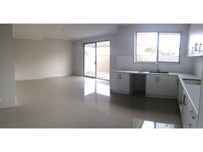 2 Illman Crescent, Aldinga Beach SA 5173