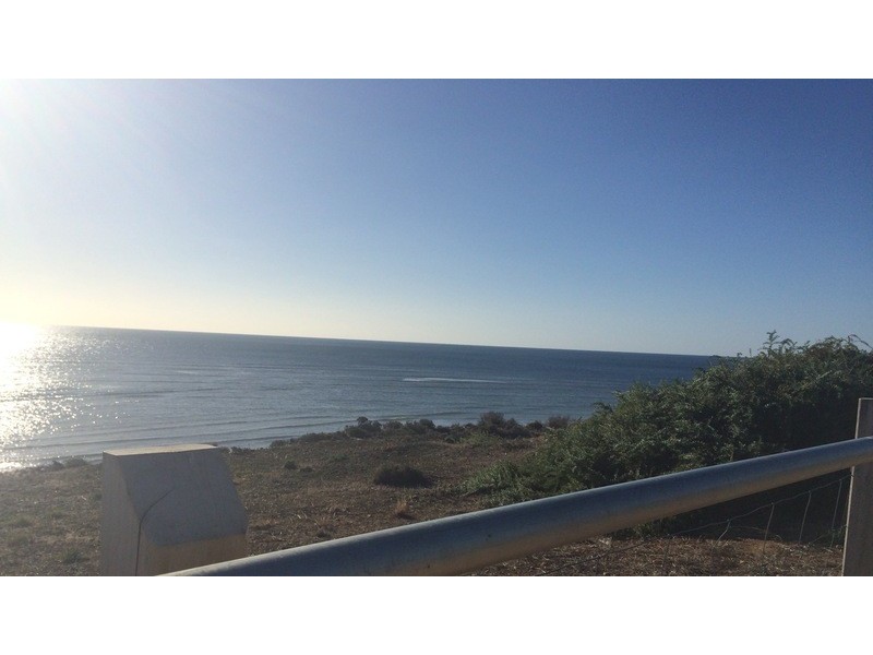 2 Illman Crescent, Aldinga Beach SA 5173