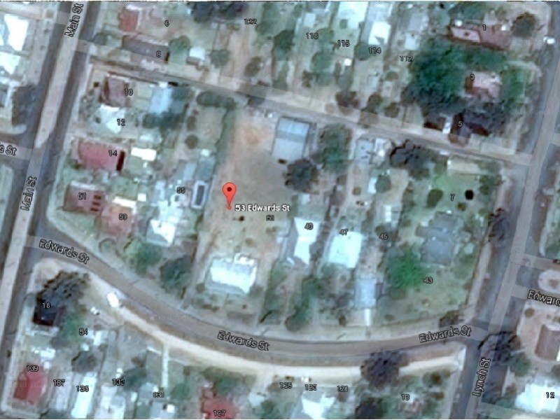 53 Edward St, Young NSW 2594