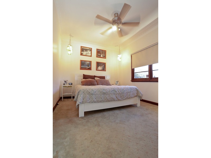 3 Paget Street, Hilton WA 6163