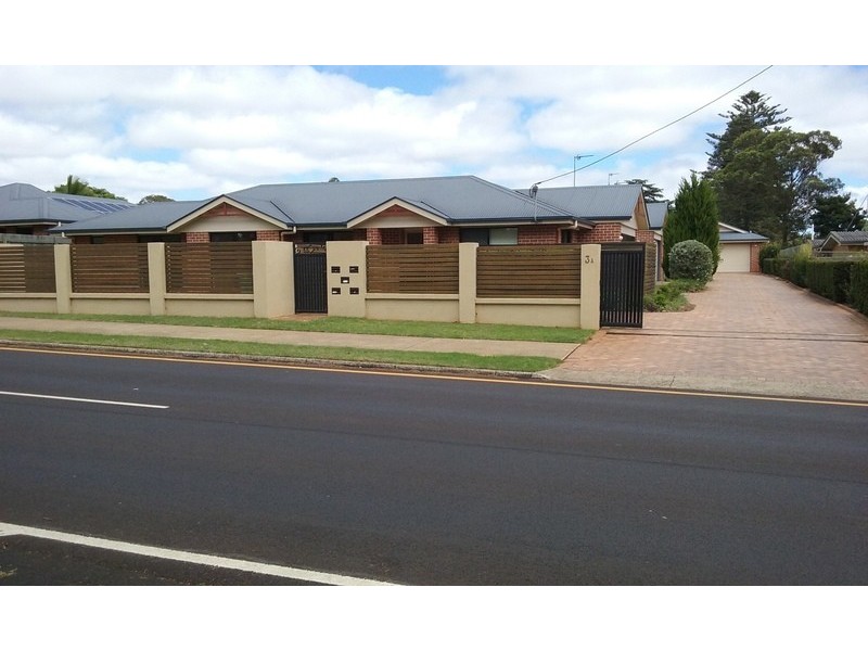 3A Burton Street, Harristown QLD 4350