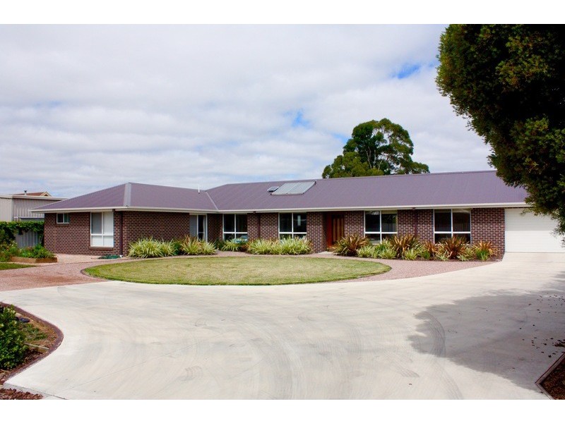 84 Kent Road, Hamilton VIC 3300