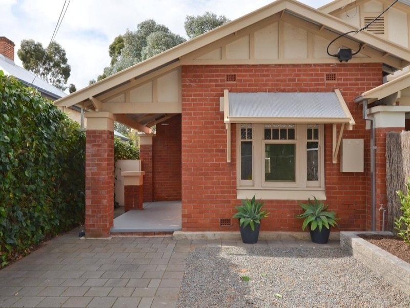 2a Elphyn Rd, Kingswood SA 5062