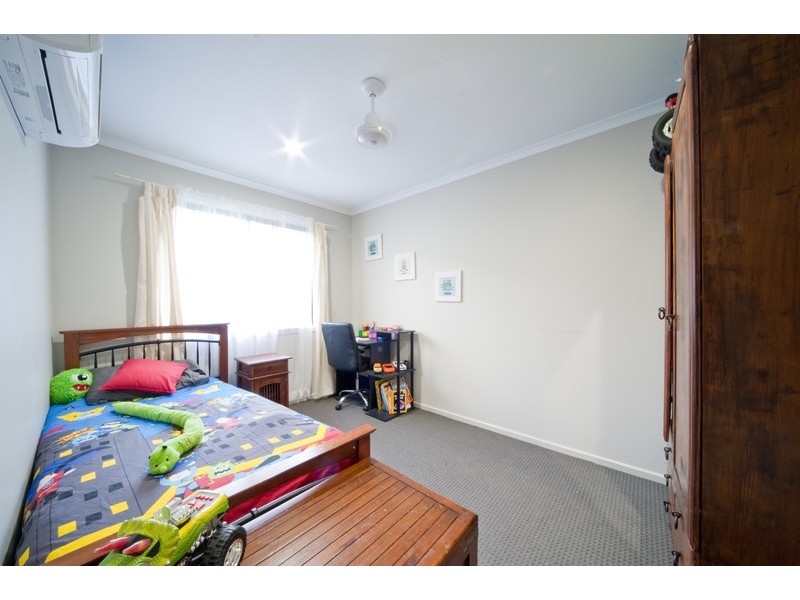 6 Scarlat Gum Crescent, Cannonvale QLD 4802