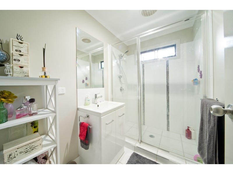 6 Scarlat Gum Crescent, Cannonvale QLD 4802