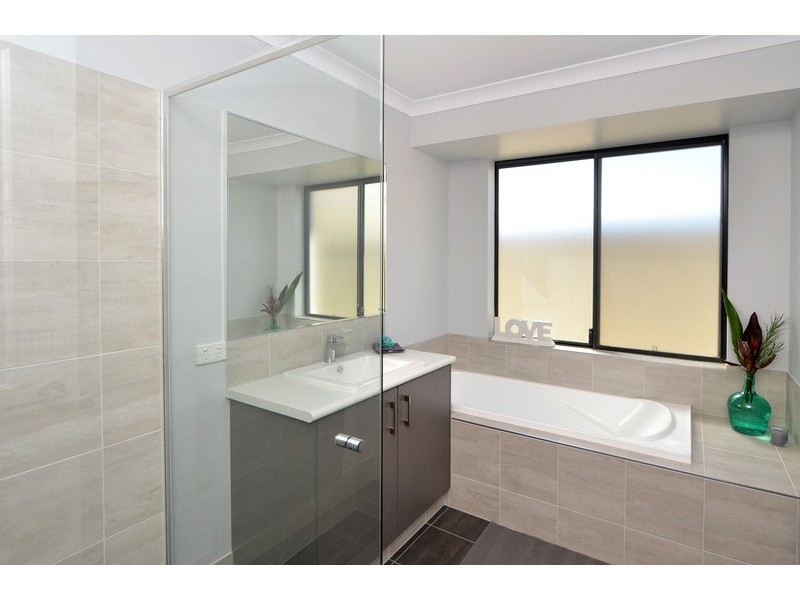 104  Chauncy Way, Spencer Park WA 6330