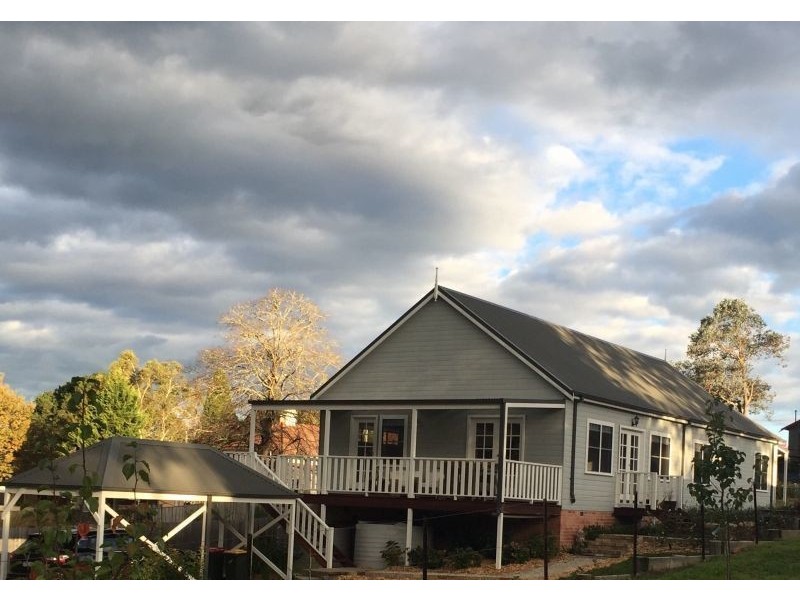 2 Cumberland Street, Katoomba NSW 2780