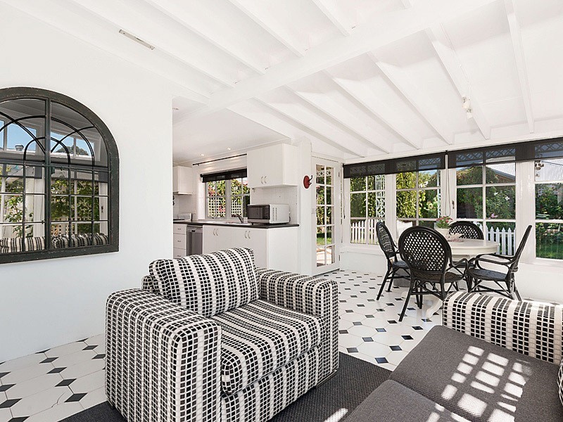 9 Third Avenue, Bassendean WA 6054