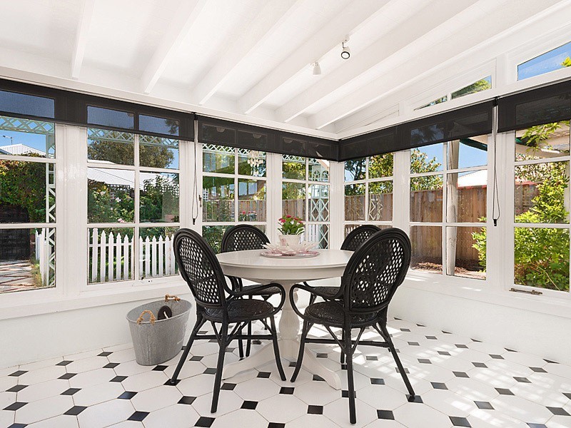 9 Third Avenue, Bassendean WA 6054