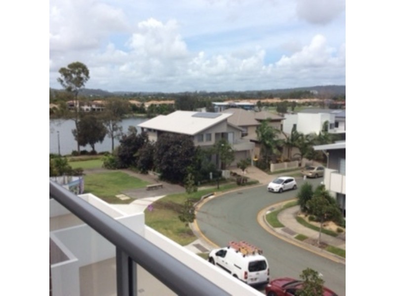 Varsity Lakes QLD 4227