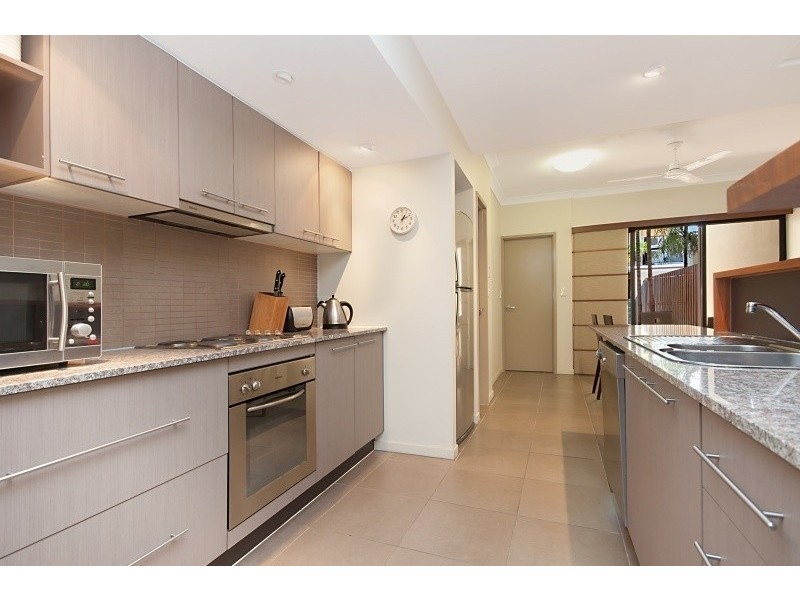 9/49 Perkins, South Townsville QLD 4810