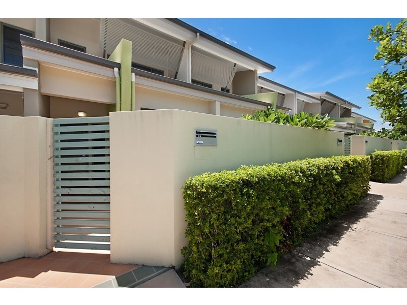 9/49 Perkins, South Townsville QLD 4810