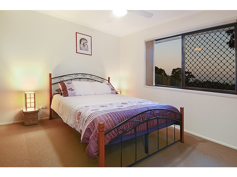 5 Forestwood Place, Arana Hills QLD 4054