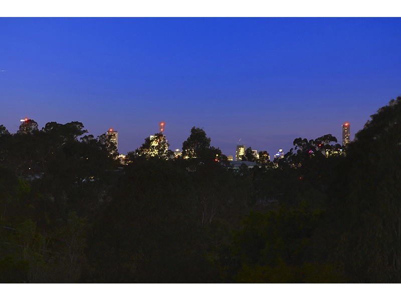 5 Forestwood Place, Arana Hills QLD 4054