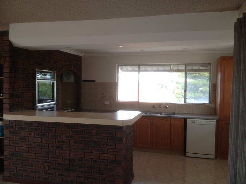 6 Cox Crescent, Quinns Rocks WA 6030