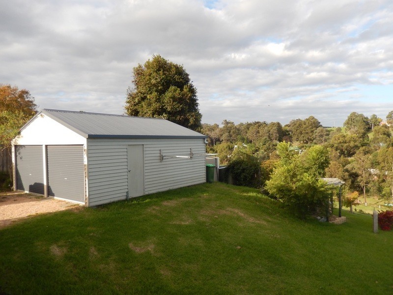 70  Great Alpine Road, Bruthen VIC 3885