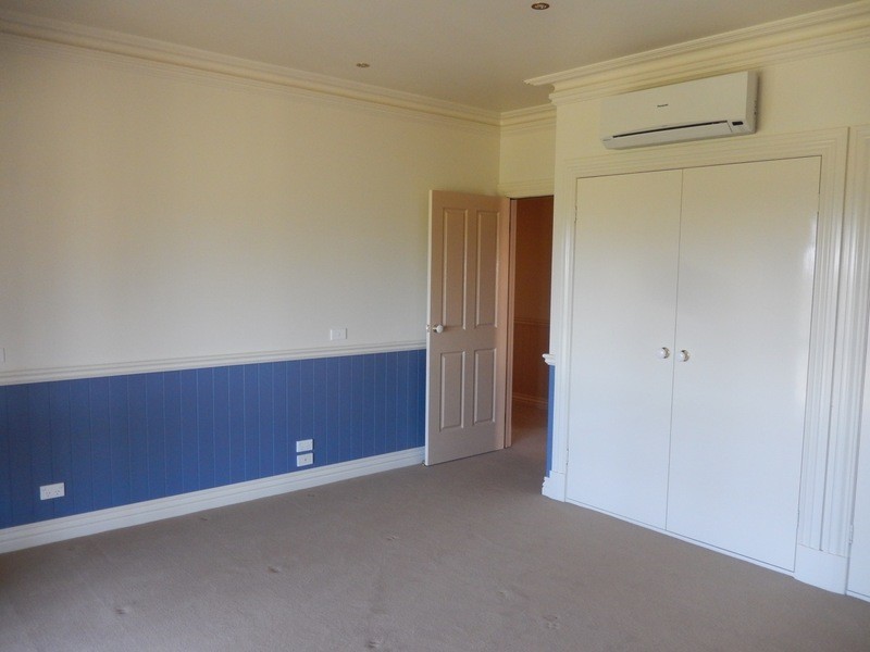70  Great Alpine Road, Bruthen VIC 3885