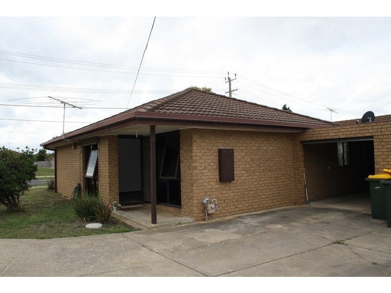 4/23-25 Aldershot Road, St Albans Park VIC 3219