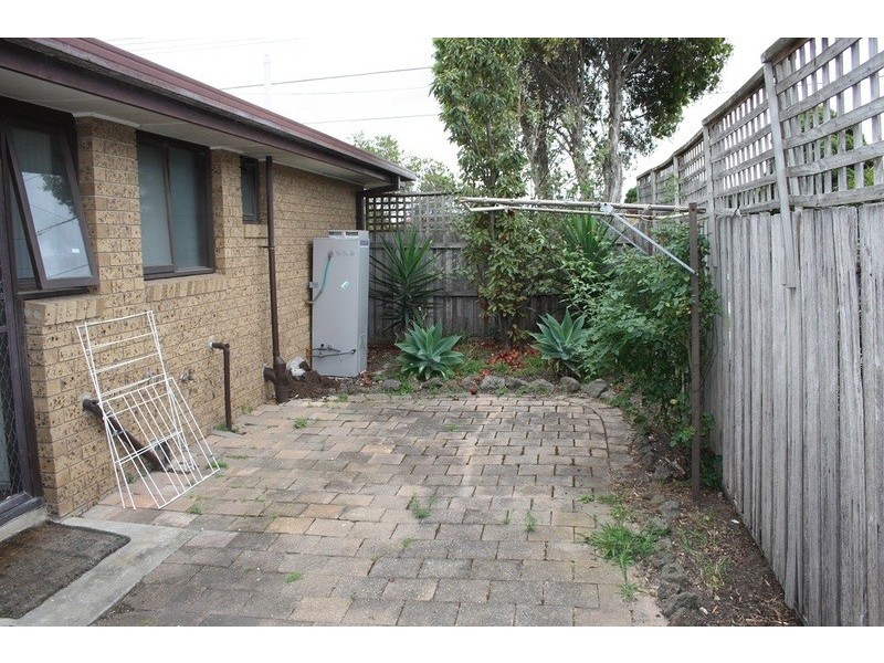 4/23-25 Aldershot Road, St Albans Park VIC 3219