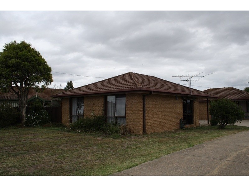 4/23-25 Aldershot Road, St Albans Park VIC 3219