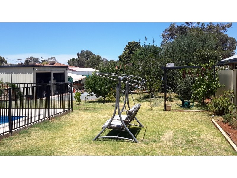 135 Addis Street, West Lamington WA 6430