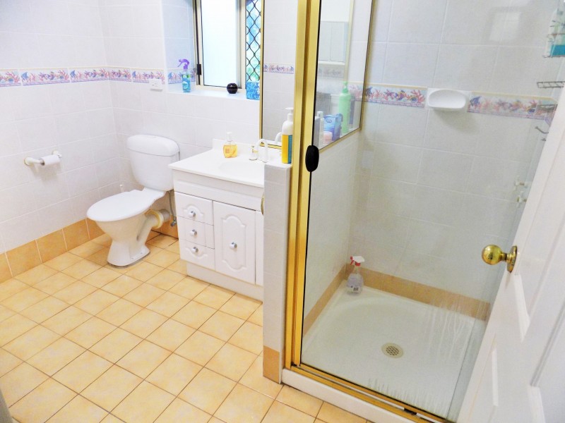 28A WESTVIEW RD, Currumbin QLD 4223
