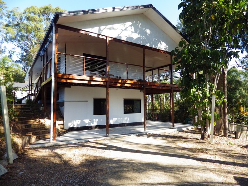 214 Bielby Rd, Kenmore Hills QLD 4069