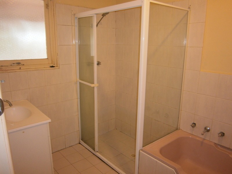 5 Padbury Road, Gilles Plains SA 5086