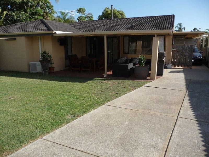 9 Carbridge Way, Duncraig WA 6023