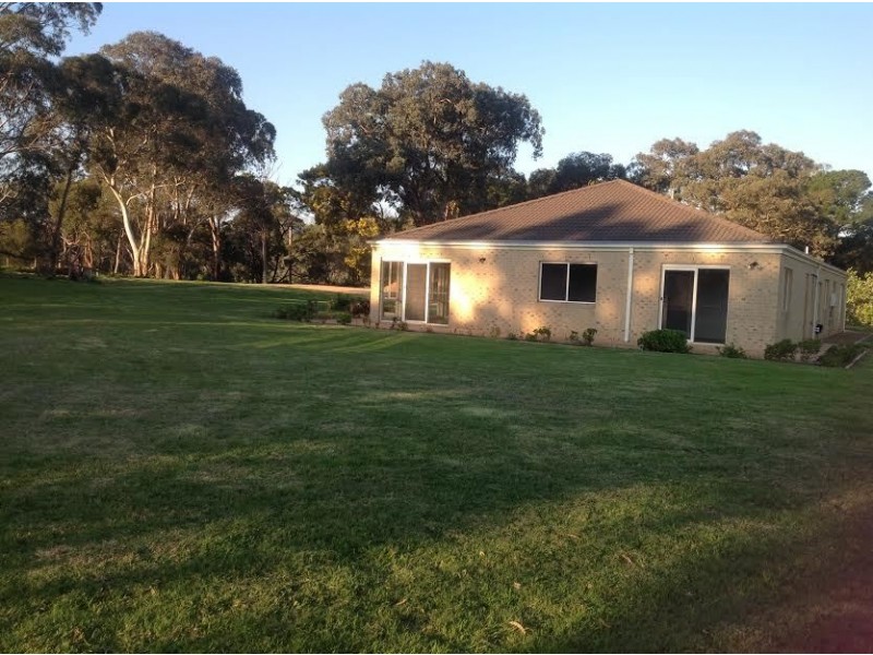 44 Beauty Gully Road, Warrandyte VIC 3113