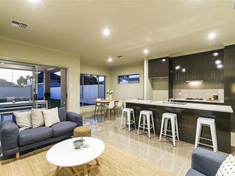 4  Rosslyn St, Clovelly Park SA 5042