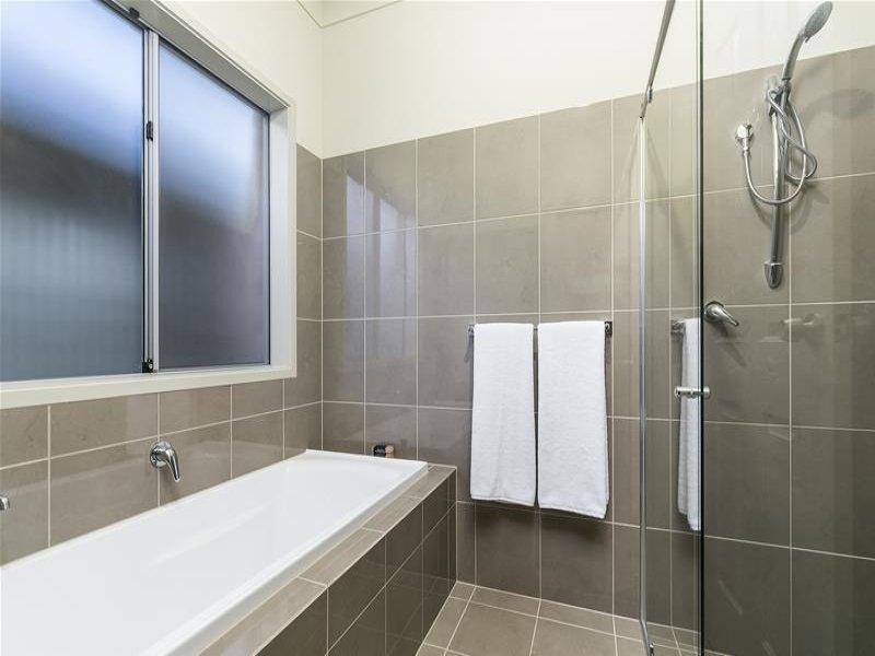 4  Rosslyn St, Clovelly Park SA 5042