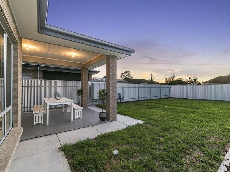 4  Rosslyn St, Clovelly Park SA 5042