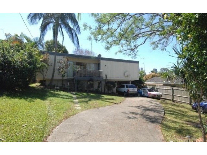 7 Margaret Street, Southport QLD 4215