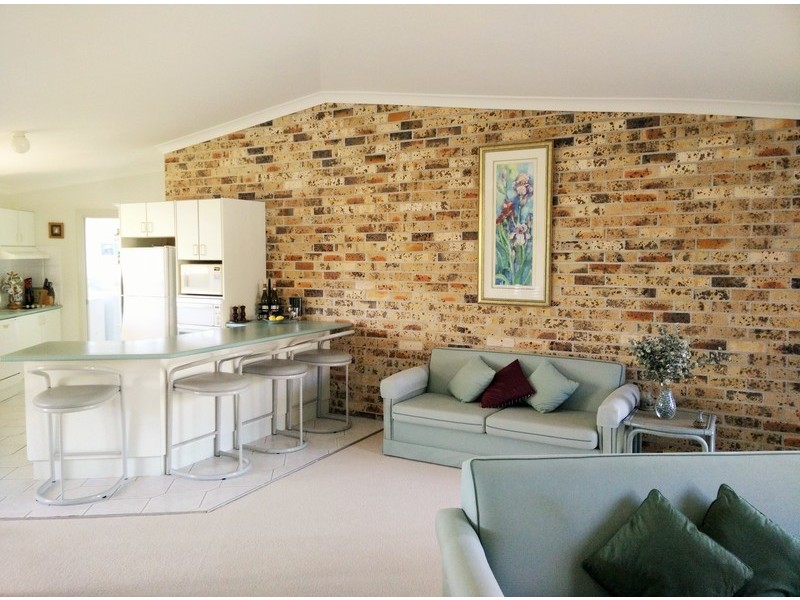 1/1/21  Burke Cl, Forster NSW 2428