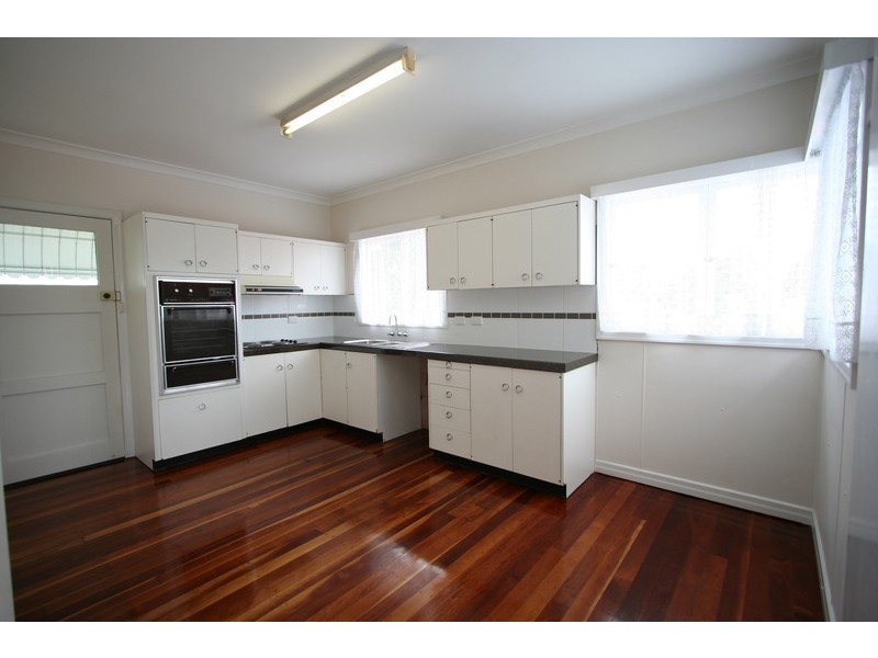 26 Lay Street, Upper Mount Gravatt QLD 4122