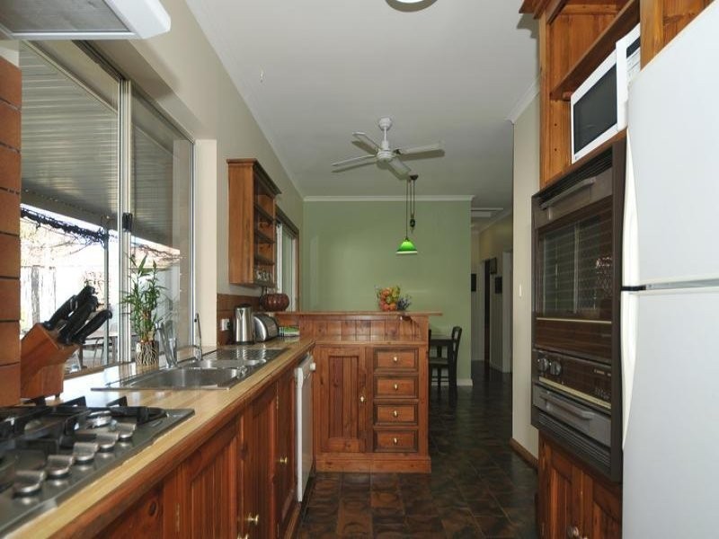 9 Magnolia Crescent, Parafield Gardens SA 5107