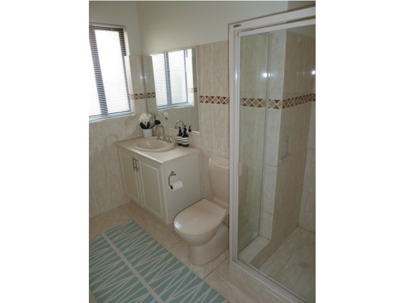 6/20 Coolangatta Retreat,, Hillarys WA 6025