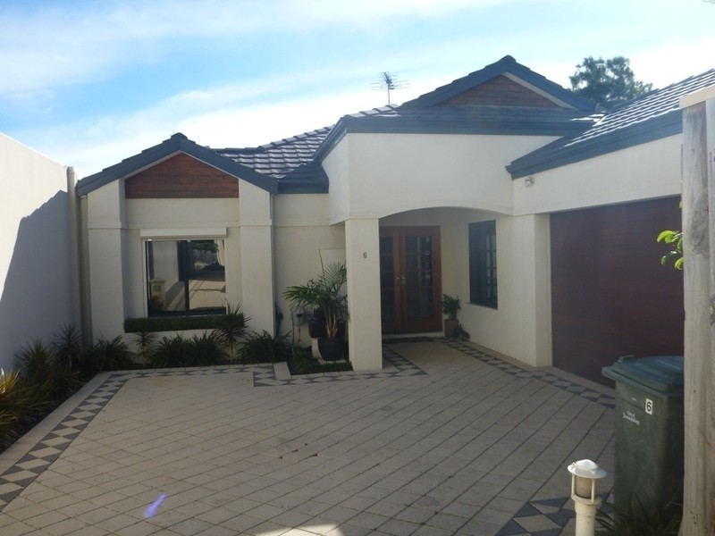 6/20 Coolangatta Retreat,, Hillarys WA 6025