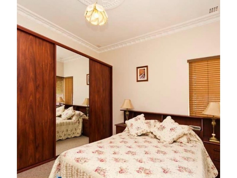 68 Matheson Rd, Ascot WA 6104