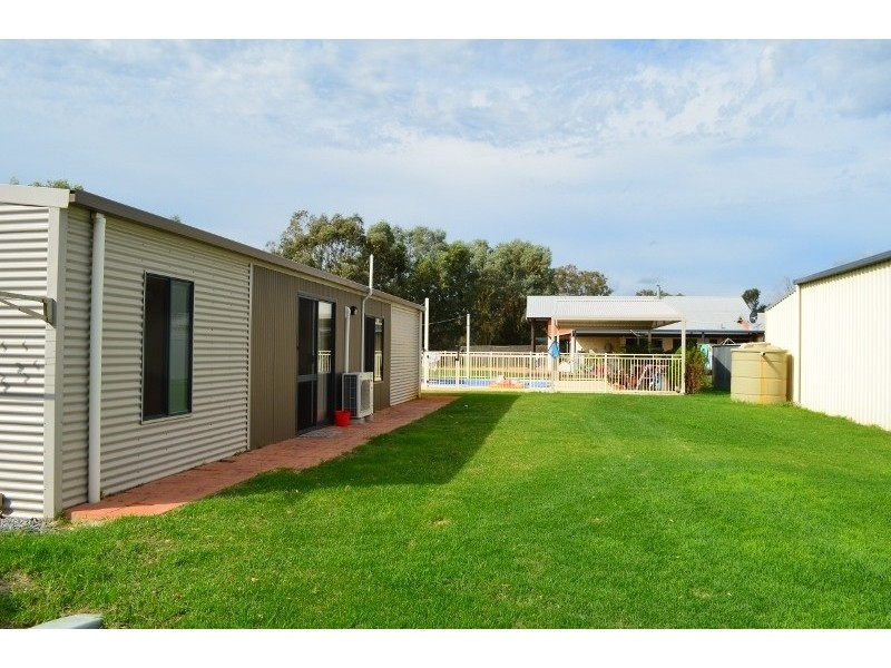 52 COUNTRY DRIVE, Oakford WA 6121
