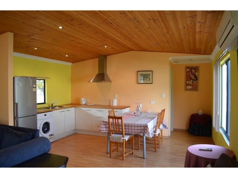 52 COUNTRY DRIVE, Oakford WA 6121