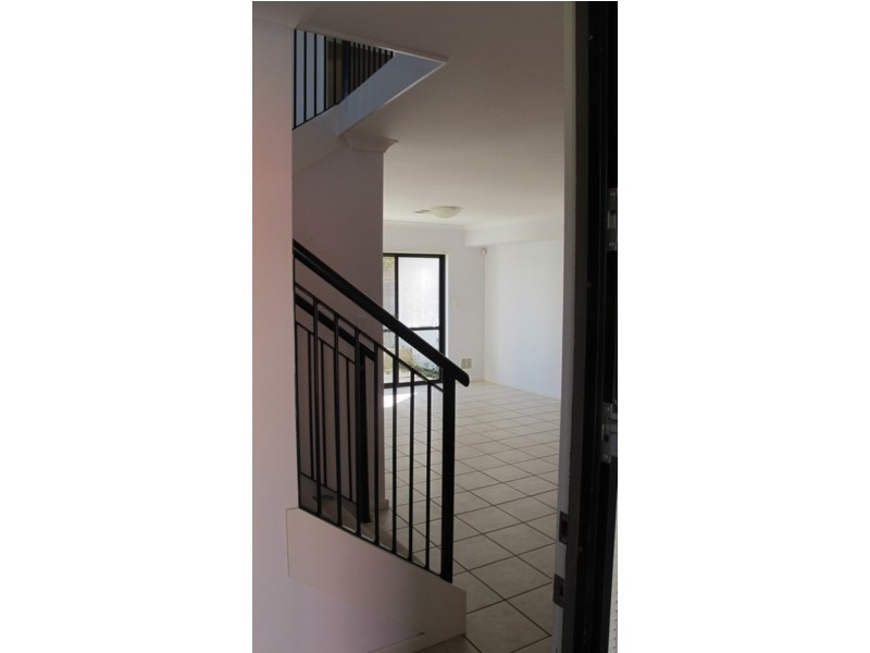 2/69 Sixth Avenue, Maylands WA 6051