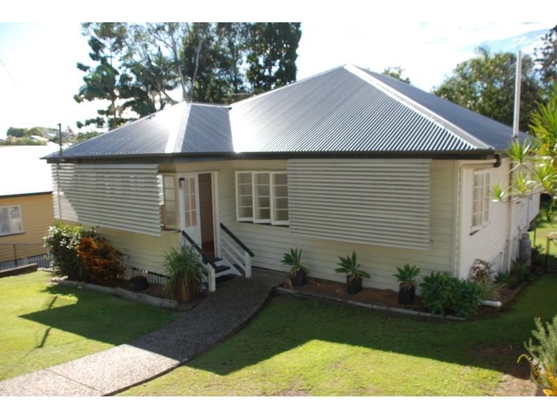 18 Mona Street, Coorparoo QLD 4151
