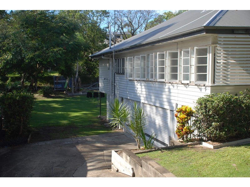 18 Mona Street, Coorparoo QLD 4151