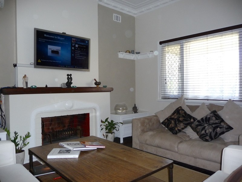 21 Fitzroy Road, Rivervale WA 6103