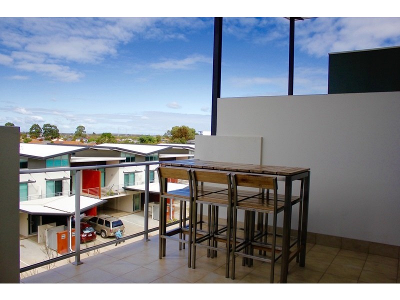 6/30 Malata Crescent, Success WA 6164