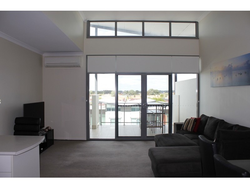 6/30 Malata Crescent, Success WA 6164